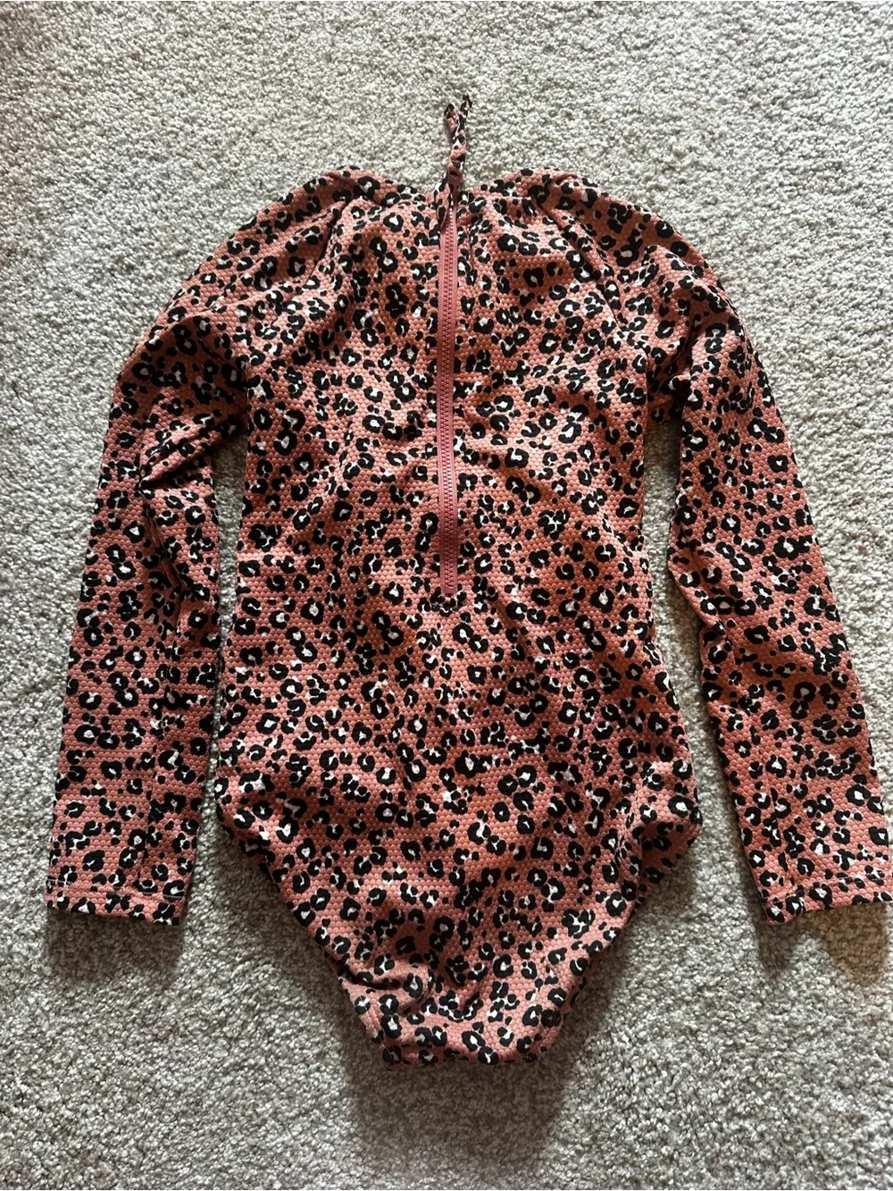 Art Class Girls Long Sleeve Cutout One-Piece Swimsuit – Leopard Print – XS (4/5)